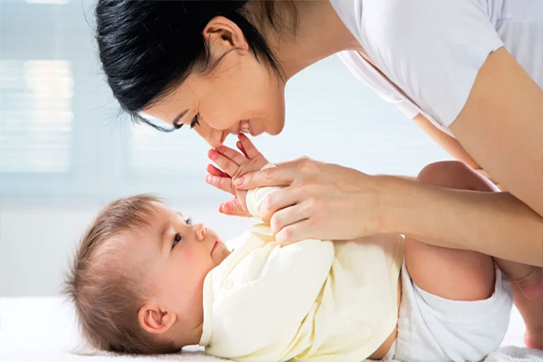 Newborn Baby Care at Home in gurgaon delhi ncr india